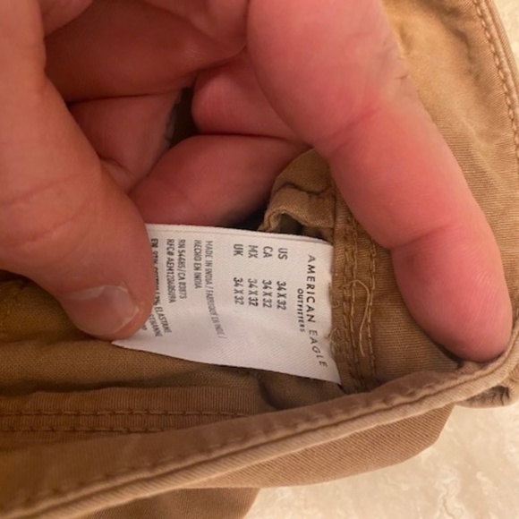 American Eagle Gold Flex Pants size 34 x 32 - Picture 4 of 4